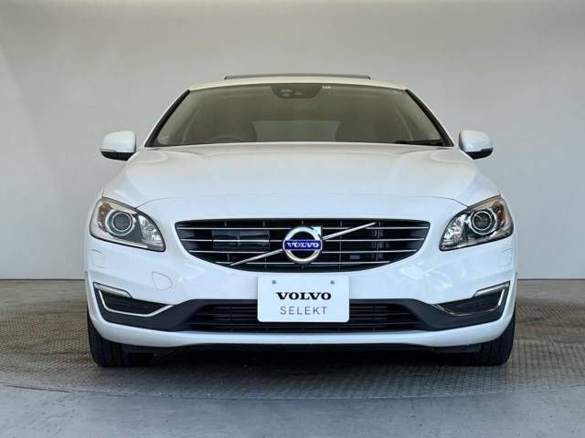 Volvo V60 2018-09 28662-16