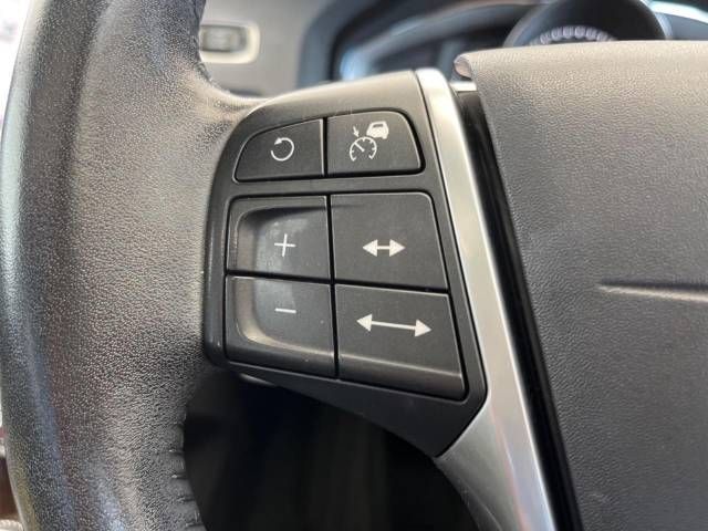 Volvo V60 2018-09 28662-9