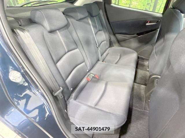 Mazda MAZDA2 2019-09 301991-9