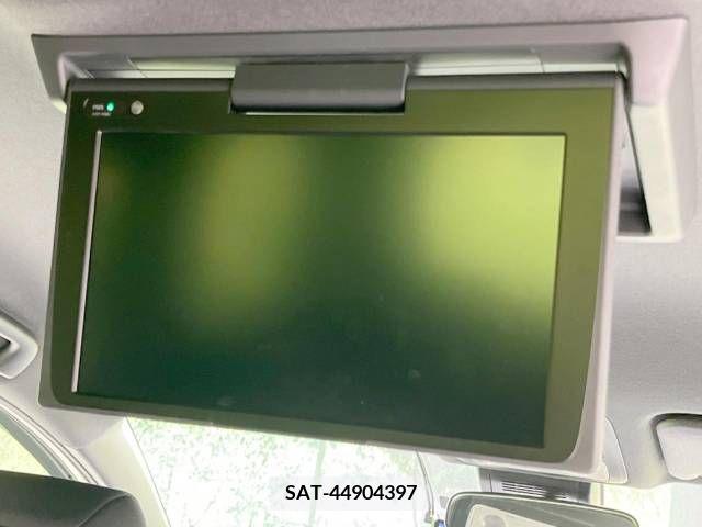 Toyota VOXY 2020-06 349779-6