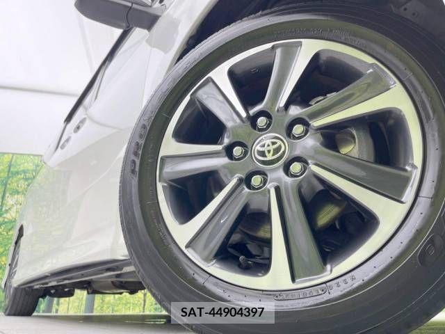 Toyota VOXY 2020-06 349779-14
