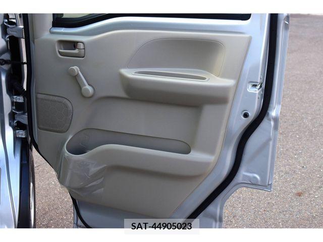 Suzuki EVERY 2023-06 212863-18