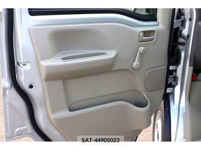 Suzuki EVERY 2023-06 212863-19