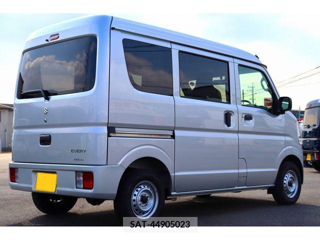 Suzuki EVERY 2023-06 212863-6
