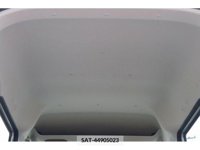 Suzuki EVERY 2023-06 212863-25