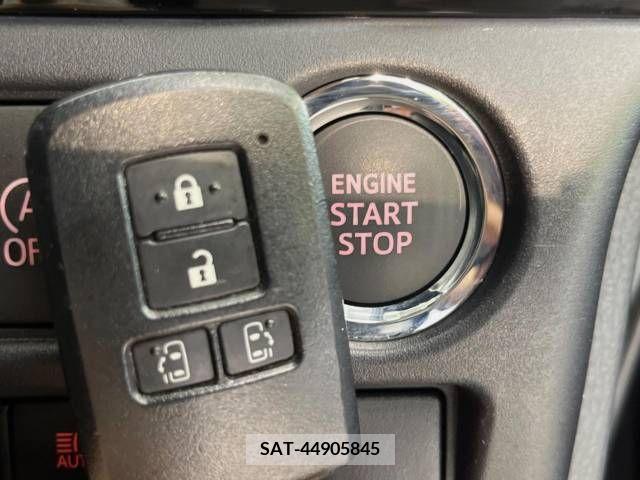 Toyota VOXY 2021-09 380159-7