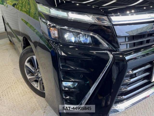 Toyota VOXY 2021-09 380159-13