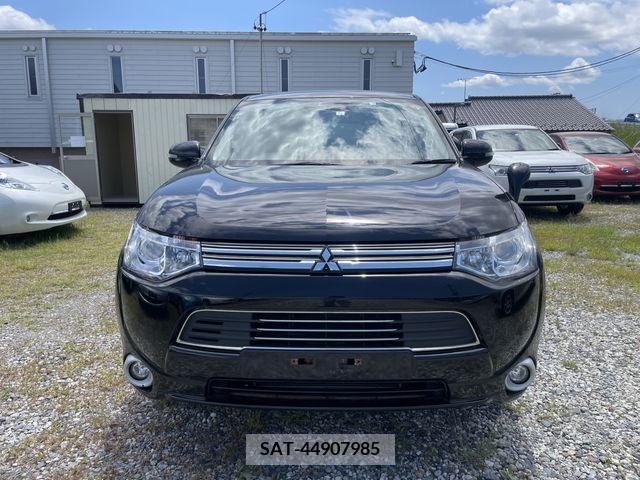 Mitsubishi OUTLANDER PHEV 2014-05 325539-1