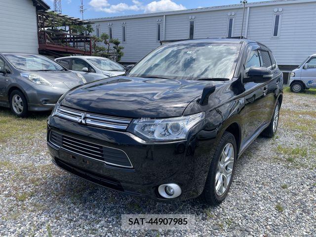 Mitsubishi OUTLANDER PHEV 2014-05 325539-0