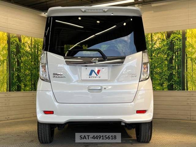 Nissan ROOX 2017-07 323844-15