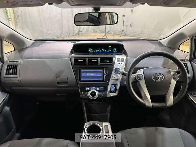 Toyota PRIUS ALPHA 2013-04 212090-19