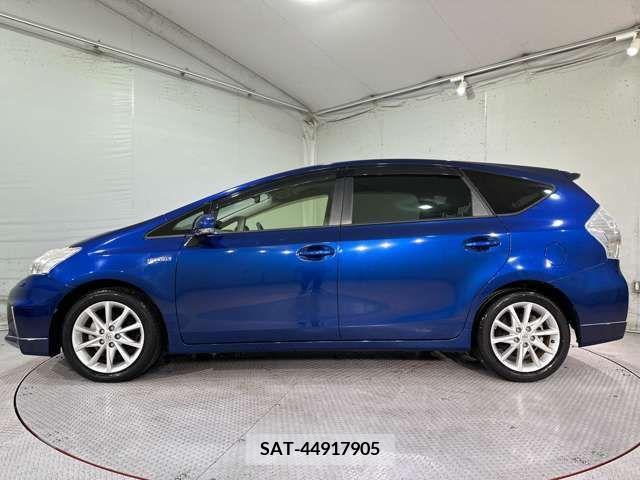 Toyota PRIUS ALPHA 2013-04 212090-11