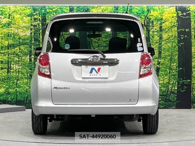 Toyota RACTIS 2010-03 313649-15