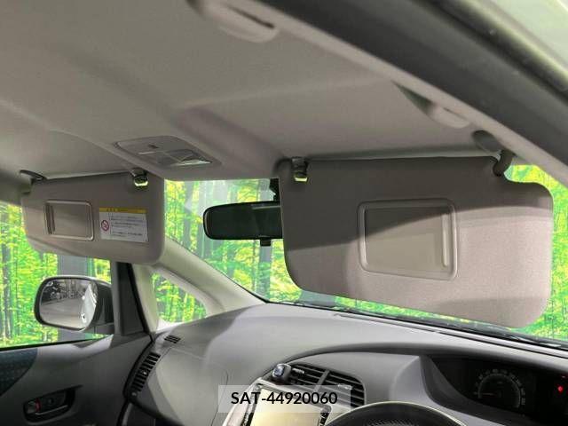 Toyota RACTIS 2010-03 313649-7