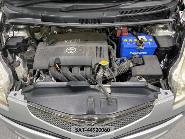 Toyota RACTIS 2010-03 313649-18
