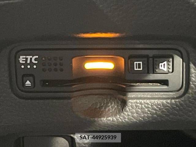 Honda N BOX CUSTOM 2019-07 279009-6