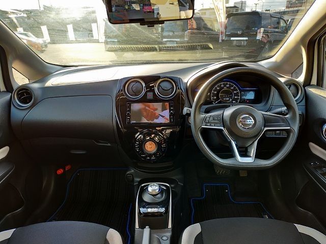 Nissan NOTE 2020-10 28675-1