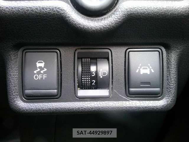 Nissan NOTE 2017-01 205950-5