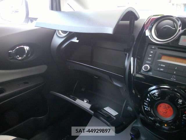 Nissan NOTE 2017-01 205950-14