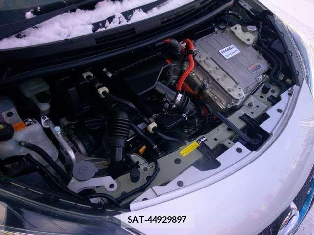 Nissan NOTE 2017-01 205950-16