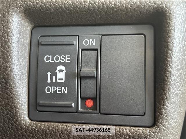 Honda N BOX 2022-07 345281-9