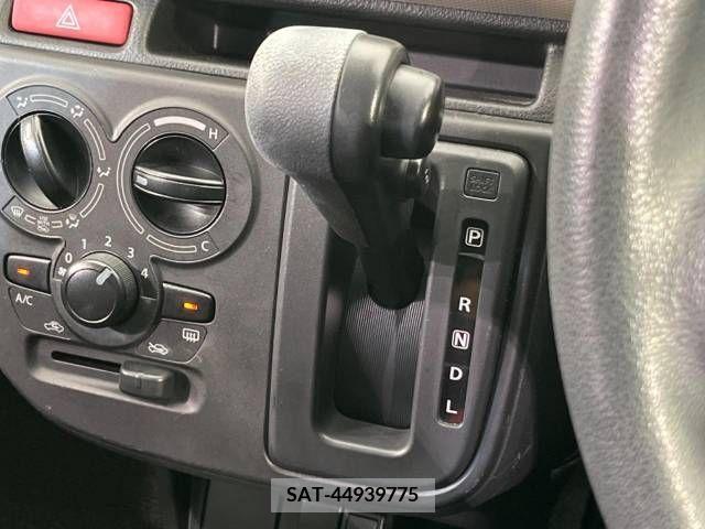 Suzuki ALTO 2019-04 381798-8