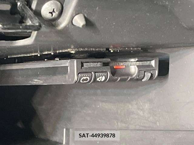 Nissan NOTE 2016-02 302407-7