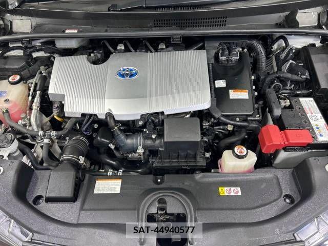 Toyota PRIUS 2019-10 338270-18