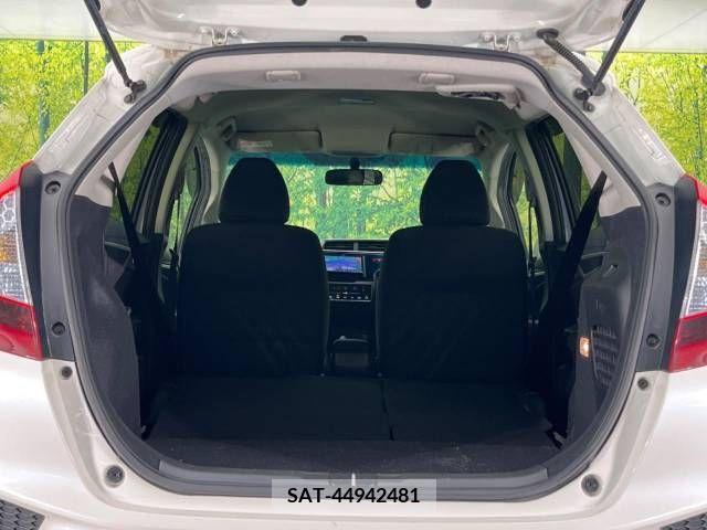 Honda FIT HYBRID 2017-06 269661-10