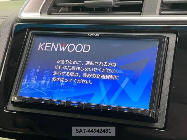 Honda FIT HYBRID 2017-06 269661-2
