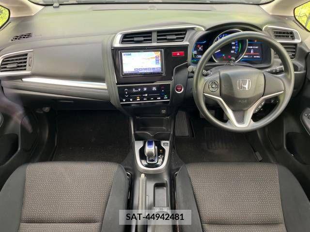 Honda FIT HYBRID 2017-06 269661-1