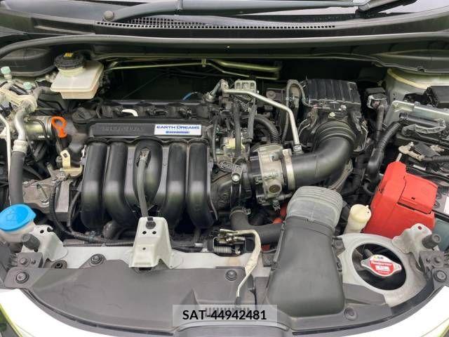 Honda FIT HYBRID 2017-06 269661-18