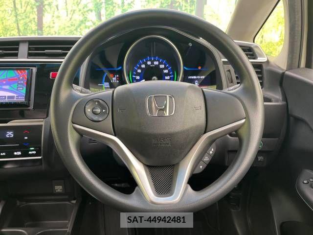 Honda FIT HYBRID 2017-06 269661-11