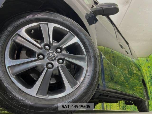Toyota VOXY 2018-11 220212-14