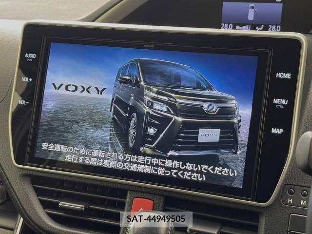 Toyota VOXY 2018-11 220212-2