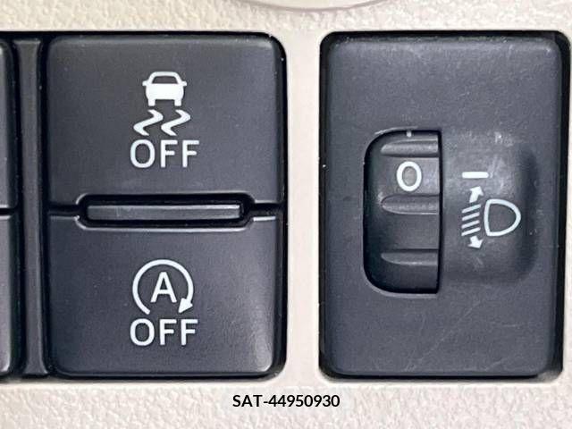 Daihatsu TANTO 2018-02 310282-3