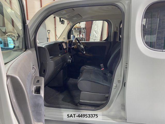 Nissan CUBE 2011-02 240057-6