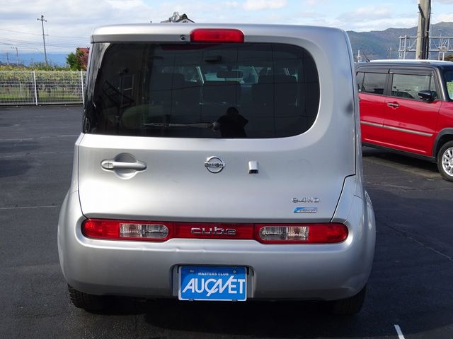 Nissan CUBE 2010-03 184142-4
