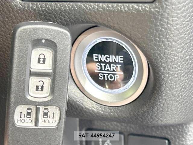 Honda N BOX 2021-03 333916-7