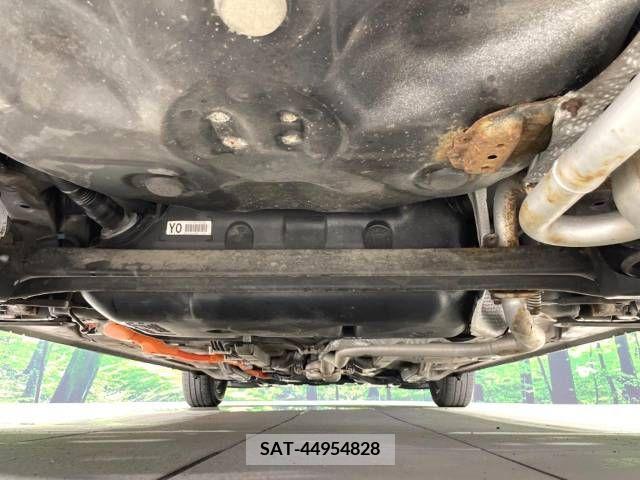 Toyota AQUA 2013-05 328211-19