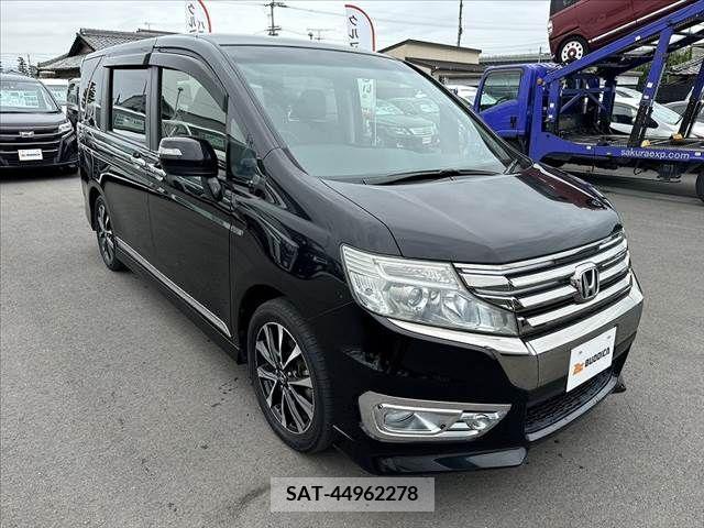 Honda STEP WGN 2014-09 324658-7