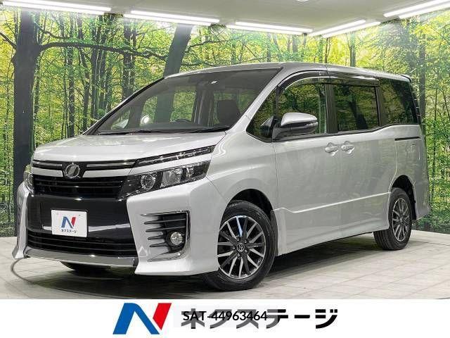 Toyota VOXY 2016-03 290183-0