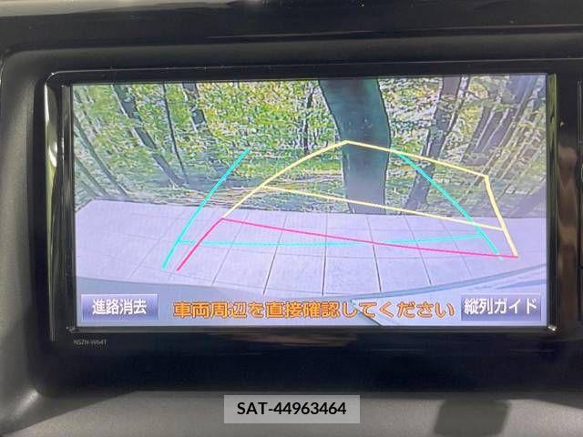 Toyota VOXY 2016-03 290183-4