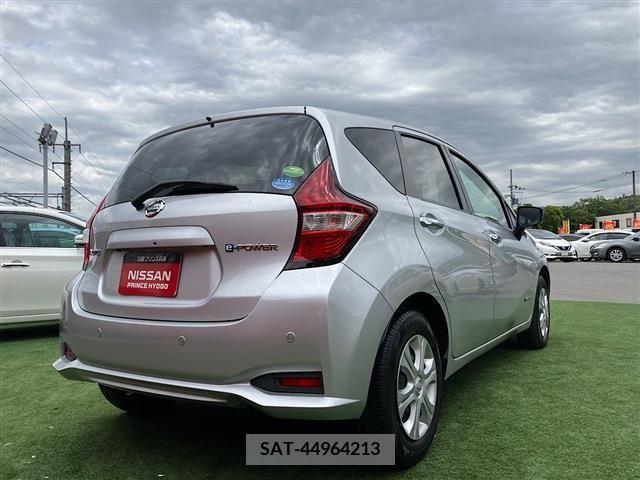 Nissan NOTE 2019-06 280074-1