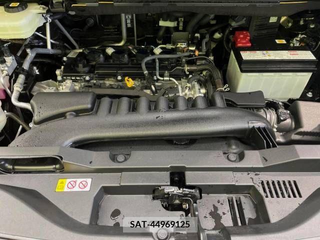 Toyota VOXY 2023-10 289131-18