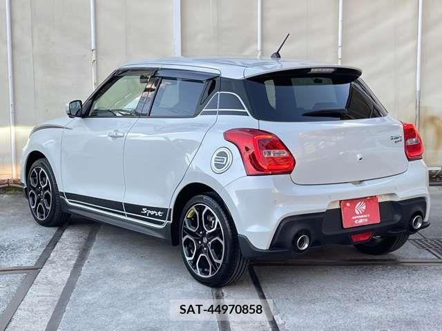 Suzuki SWIFT 2021-06 206442-9