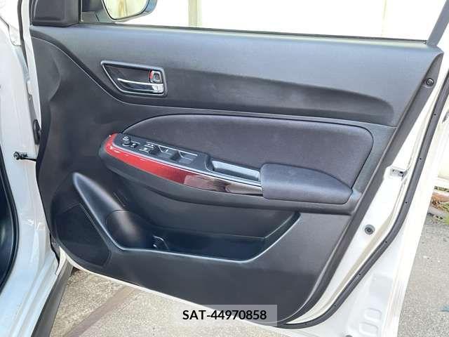 Suzuki SWIFT 2021-06 206442-11
