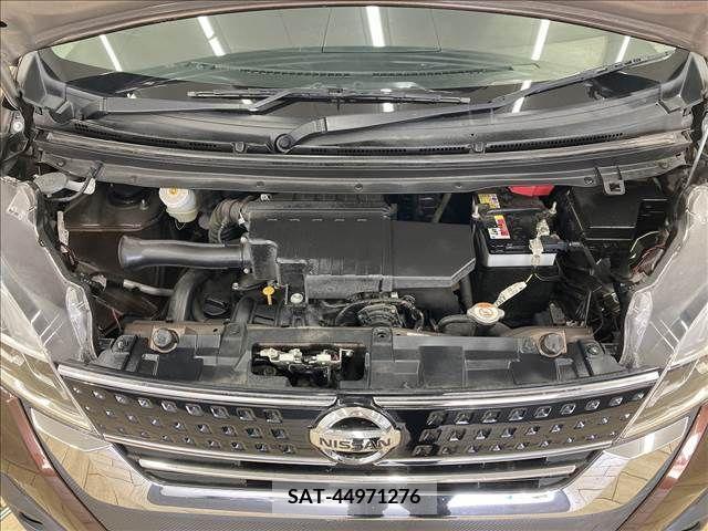 Nissan DAYZ ROOX 2017-01 210863-17