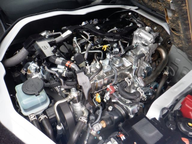Toyota HIACE VAN 2023-03 23168-19
