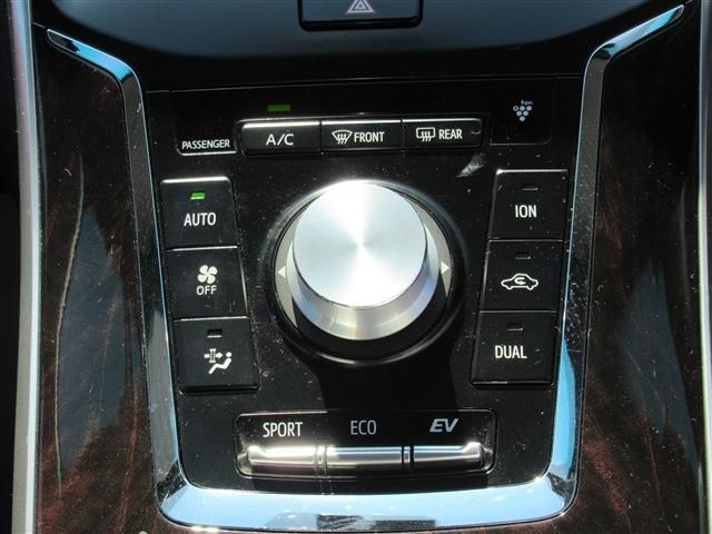 Toyota SAI 2016-10 10735-13